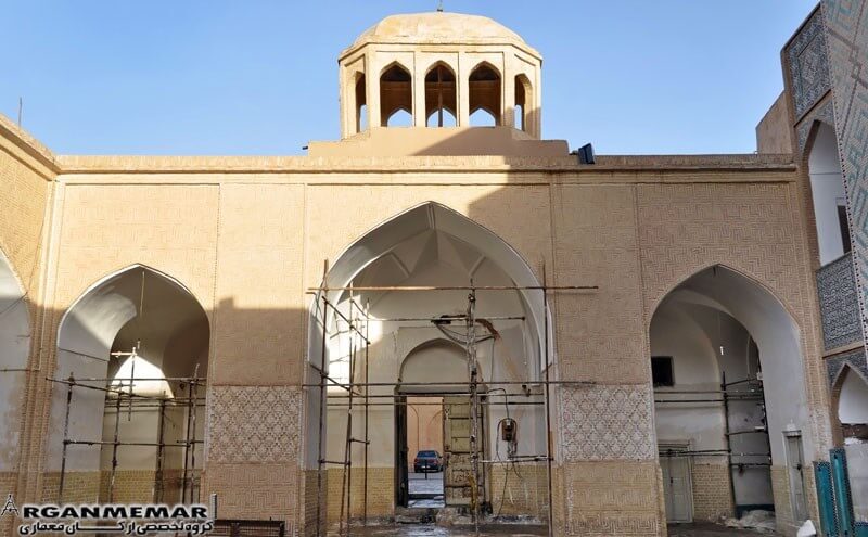 تكيه امير چخماق